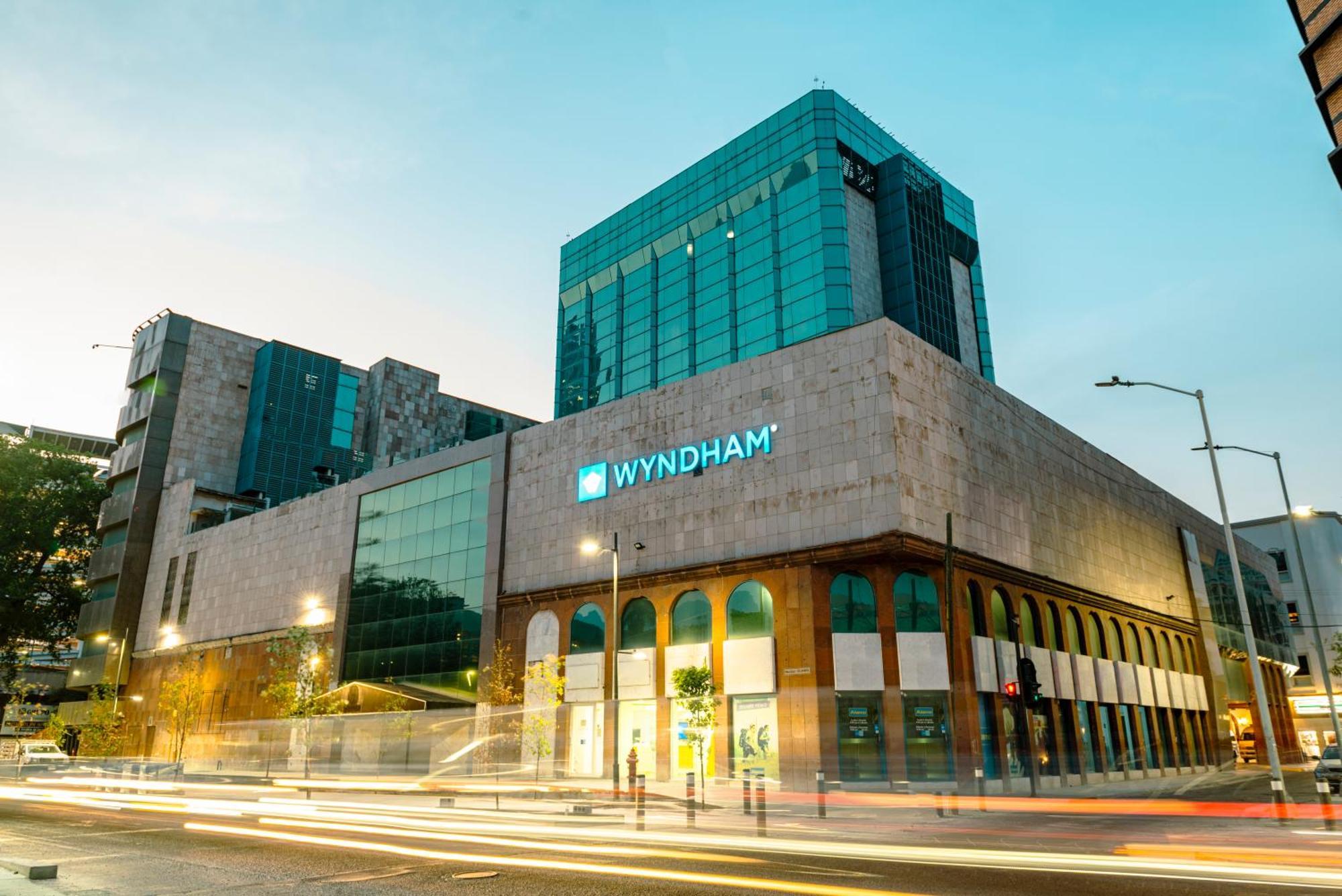 Готель Wyndham Monterrey Ambassador Centro Екстер'єр фото