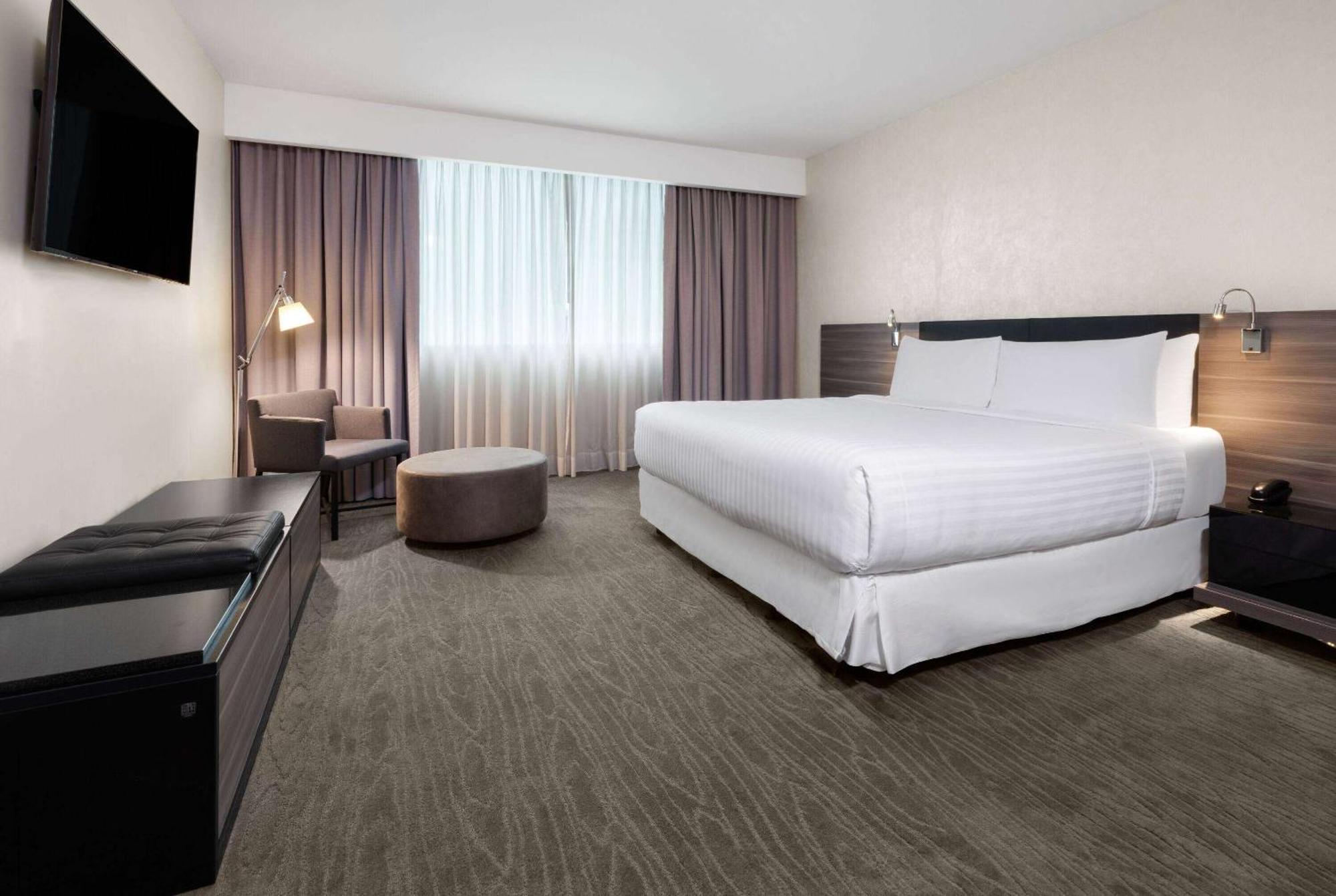 Готель Wyndham Monterrey Ambassador Centro Екстер'єр фото
