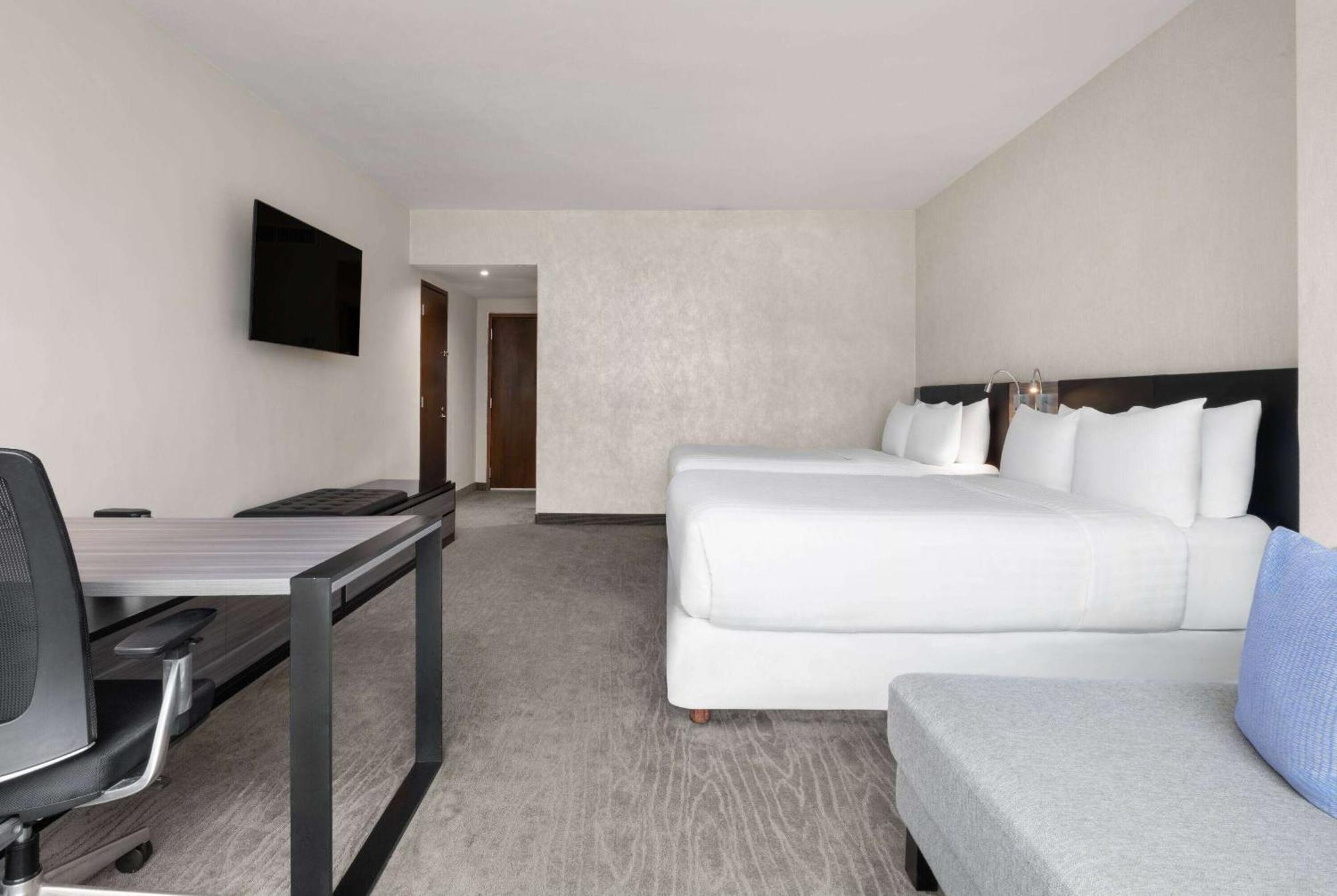 Готель Wyndham Monterrey Ambassador Centro Екстер'єр фото