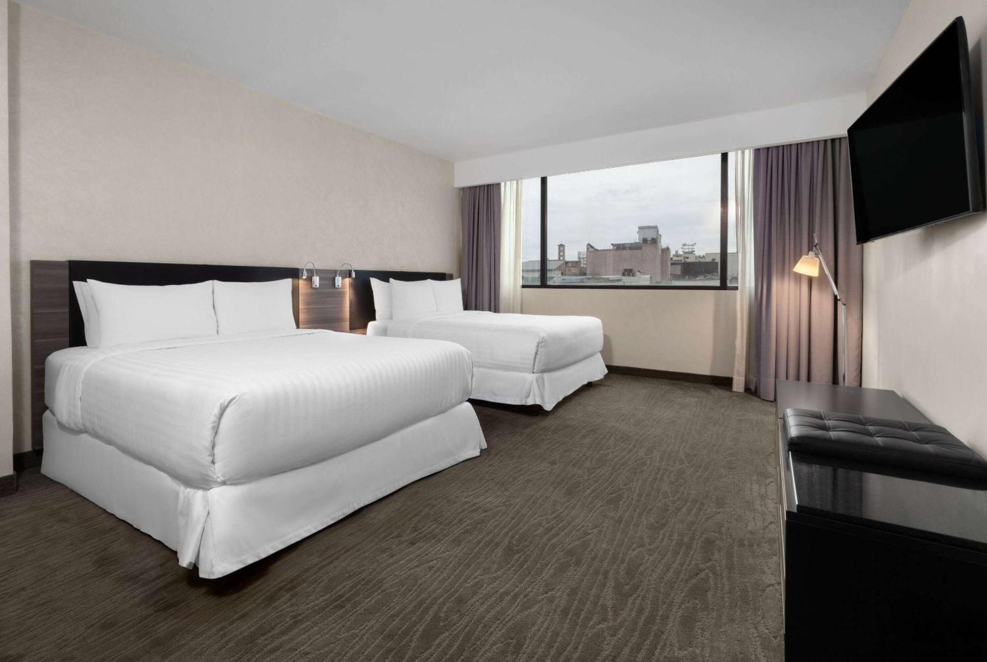 Готель Wyndham Monterrey Ambassador Centro Екстер'єр фото